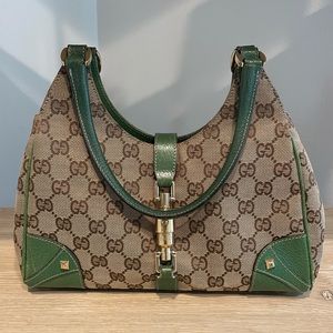 Authentic Gucci bag beige/green color.